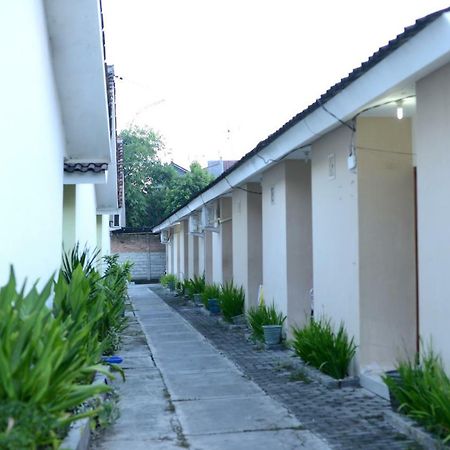 Reddoorz Syariah Plus Near Banyuwangi Airport 외부 사진