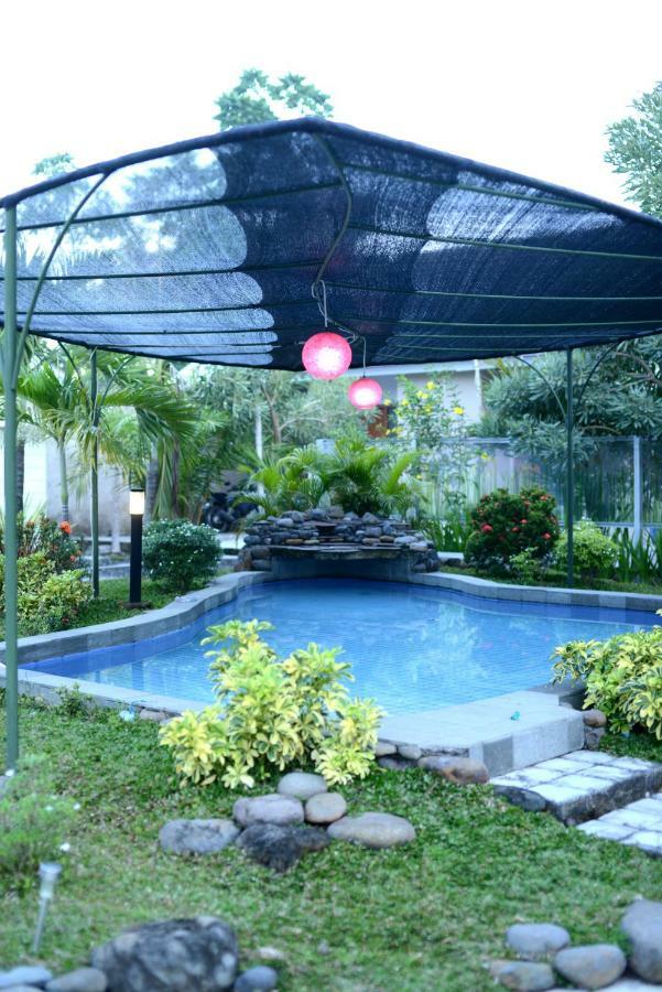 Reddoorz Syariah Plus Near Banyuwangi Airport 외부 사진