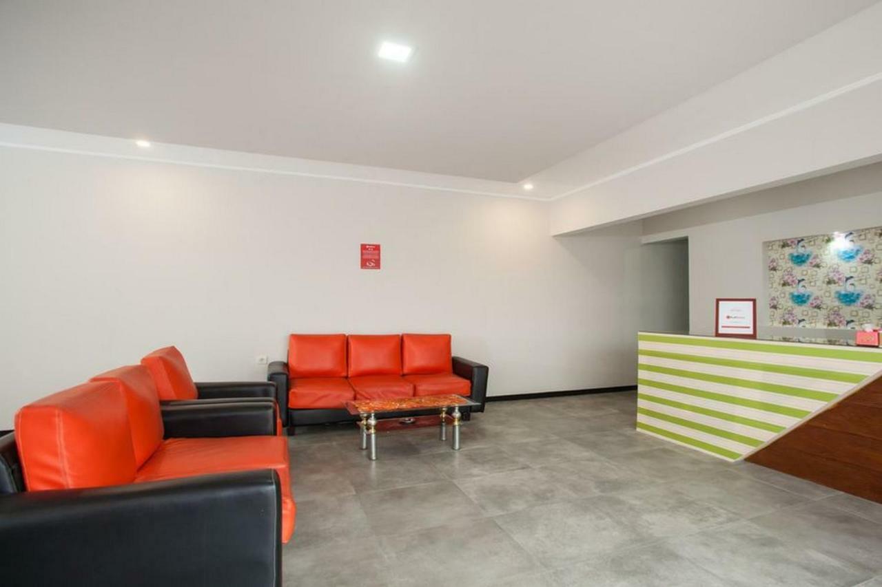 Reddoorz Syariah Plus Near Banyuwangi Airport 외부 사진