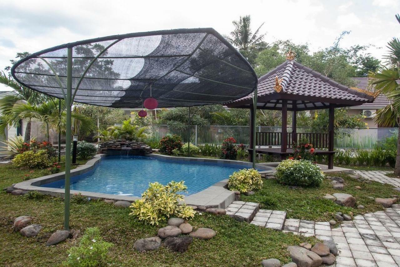 Reddoorz Syariah Plus Near Banyuwangi Airport 외부 사진