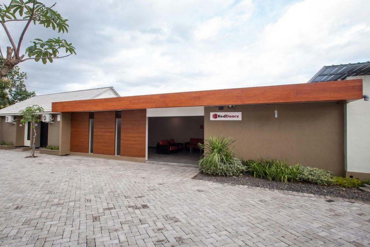 Reddoorz Syariah Plus Near Banyuwangi Airport 외부 사진